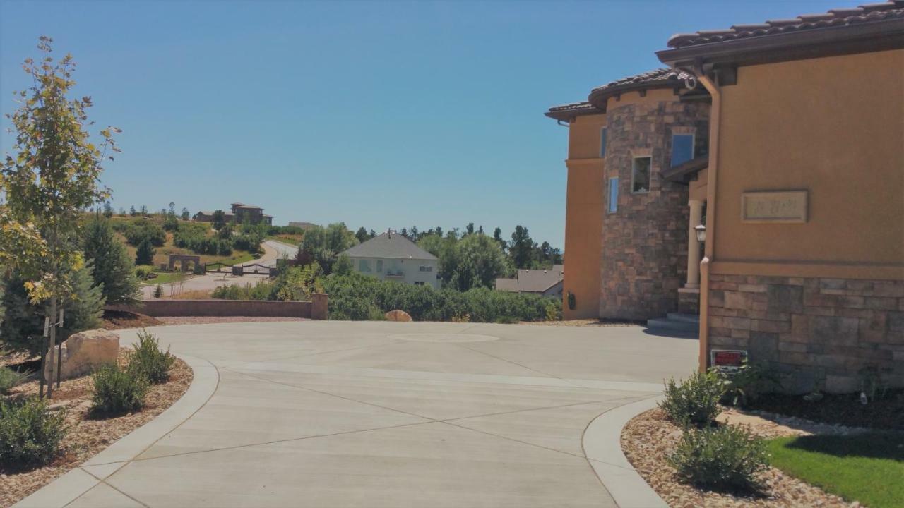 Chateau Du Pikes Peak, A Tuscany Retreat Bed & Breakfast Colorado Springs Exterior photo