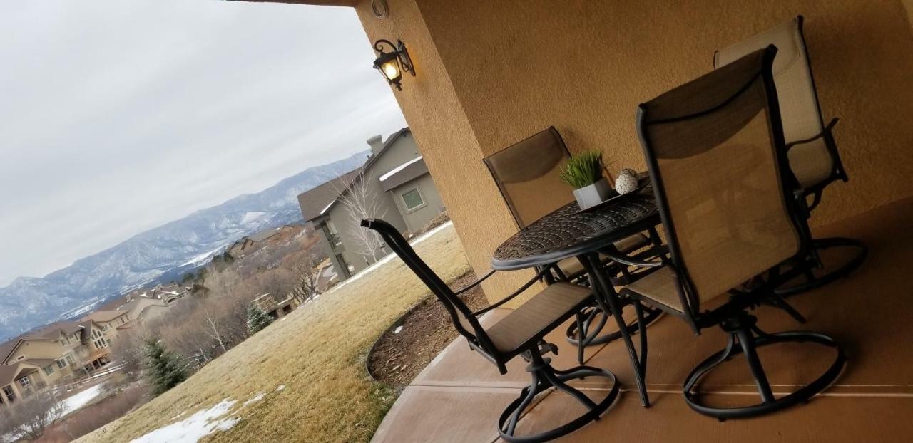 Chateau Du Pikes Peak, A Tuscany Retreat Bed & Breakfast Colorado Springs Exterior photo